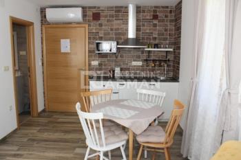 Dom na sprzedaż w Ličko senjska županija, Korenica zdjęcie 8