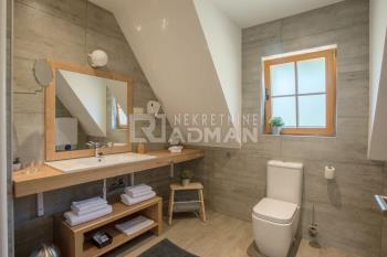 Dom na sprzedaż w Ličko senjska županija, Korenica zdjęcie 9