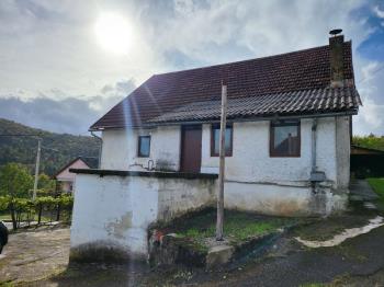 Kuća za prodaju u Primorsko goranska županija, Lukovdol fotografija 1