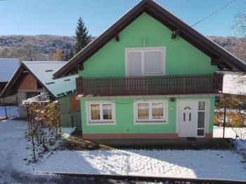 Kuća za prodaju u Primorsko goranska županija, Mali Jadrč fotografija 1