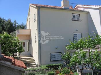 Kuća za prodaju u Šibensko kninska županija, Žaborić fotografija 2