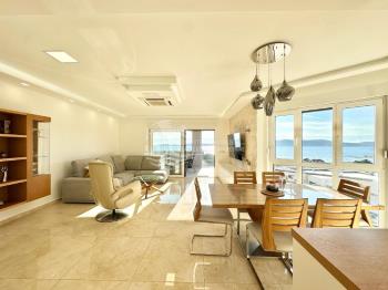 Apartamento en venta en Šibensko kninska županija, Brodarica foto 1