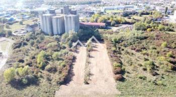 Land zu verkaufen in Zagreb, Sesvete foto 2