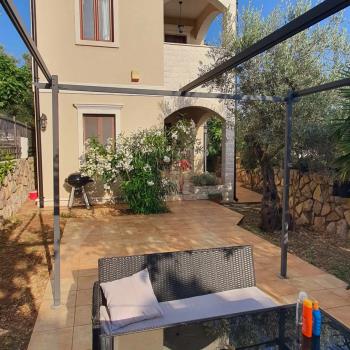 Haus zu verkaufen in Opština Budva, Rijeka Reževići foto 1