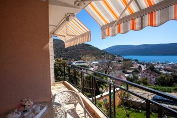 Haus zu verkaufen in Opština Herceg Novi, Zelenika foto 2