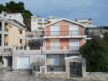 Haus zu verkaufen in Opština Herceg Novi, Zelenika foto 1
