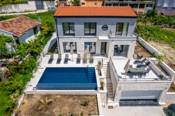 Haus zu verkaufen in Tivat Municipality, Tivat, Blaža Jovanovića foto 1