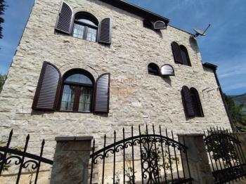 Haus zu verkaufen in Ulcinj Municipality, Ulcinj foto 1