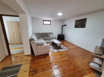 Casa en venta en Vojvodina, Petrovaradin foto 1