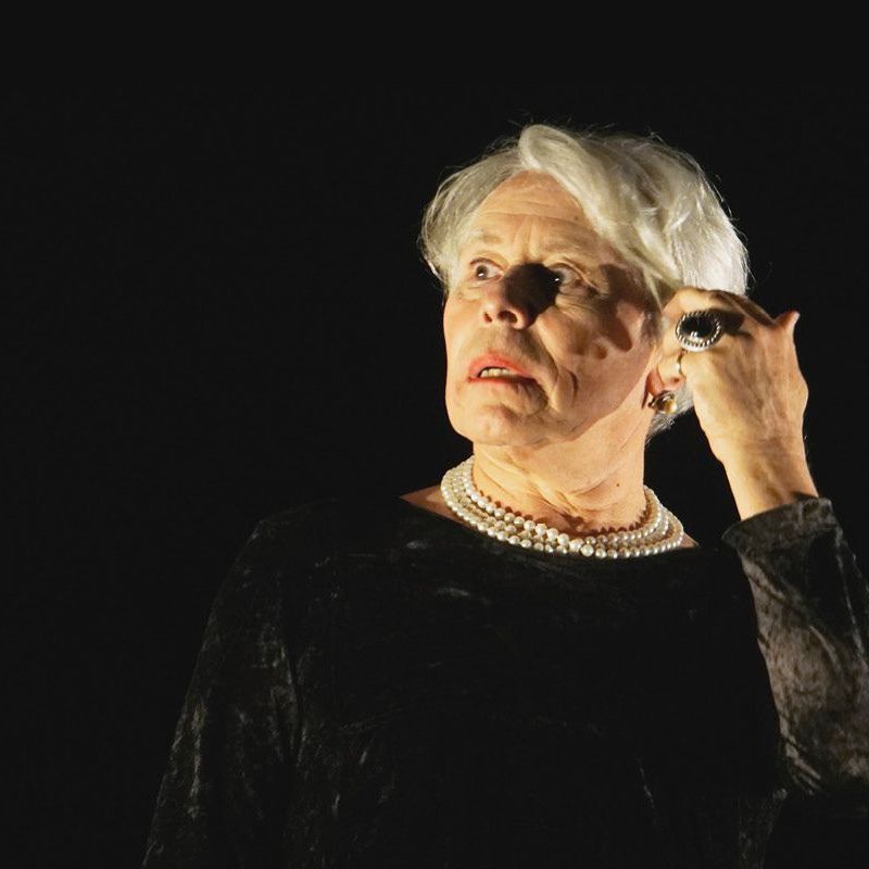 Emma B. vedova Giocasta