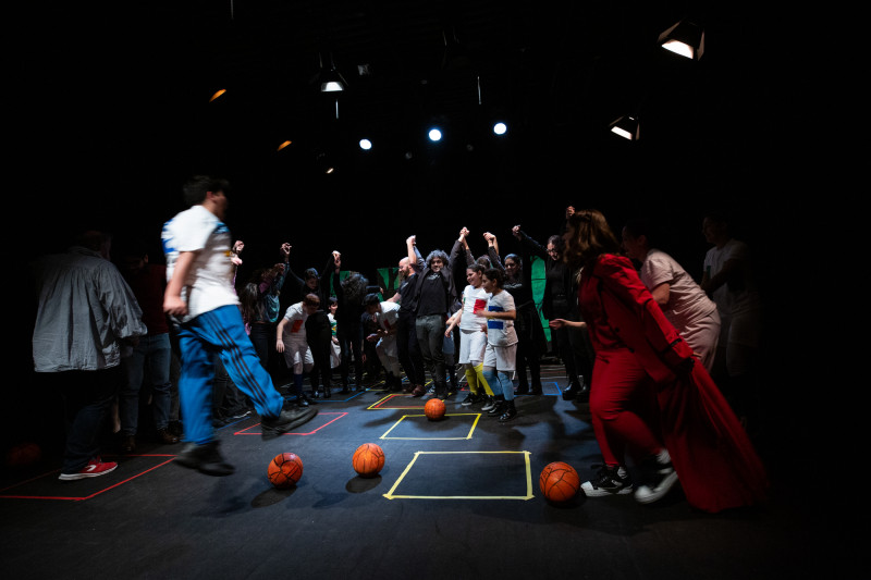 Quartieri di Vita. Life infected with social theater