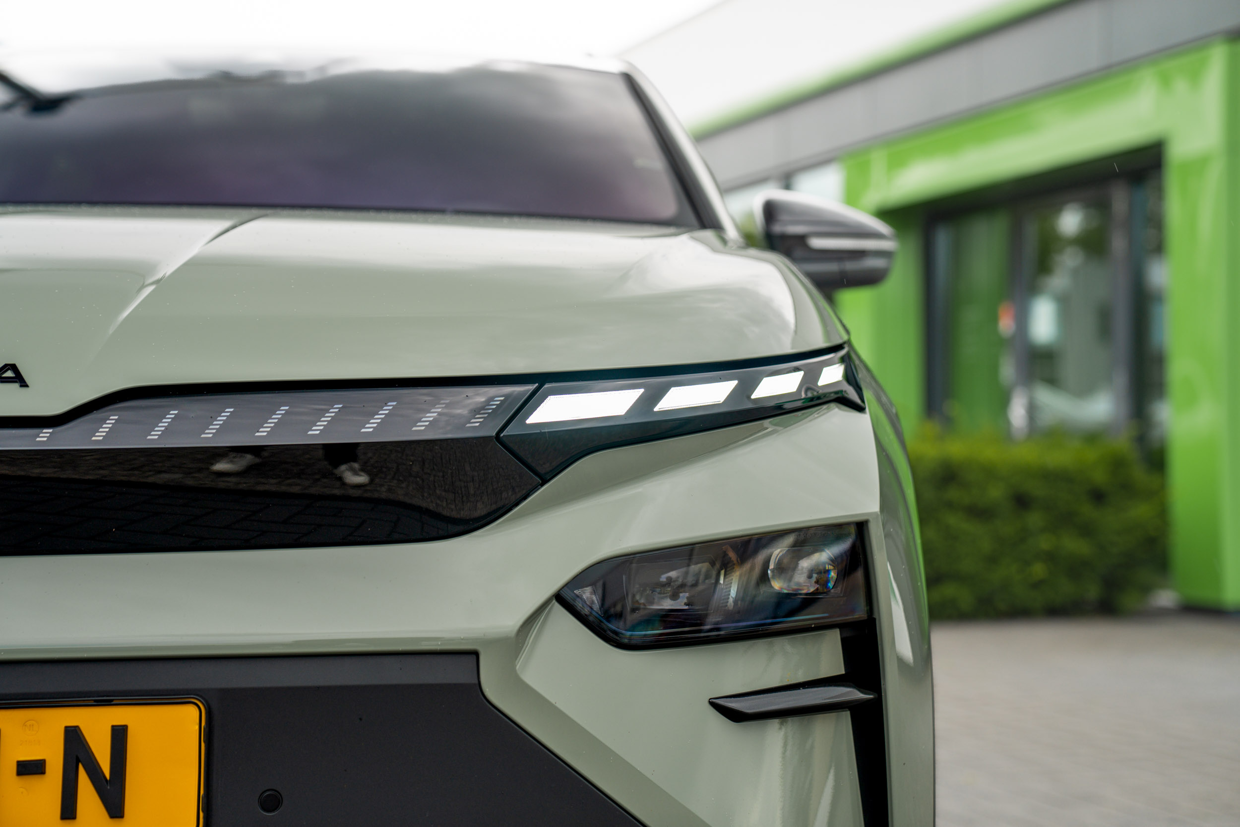 Škoda Karoq 1.5 TSI 150pk AUTOMAAT Sportline Business | Trekhaak