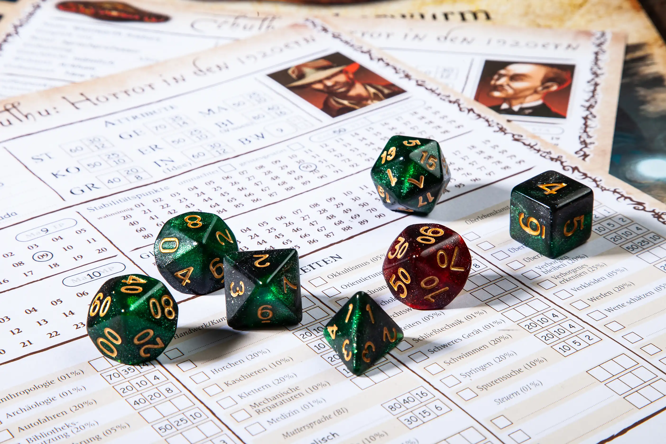 Alle Rollenspiele & Bücher Rollenspielwürfel auf Cthulhu Rollenspiel Charakterbogen