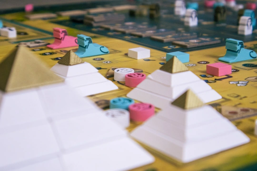 Alle Expertenspiele Spielmaterial des Brettspiels Men-Nefer