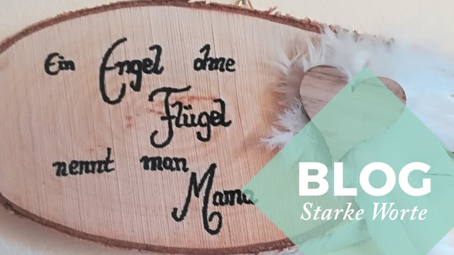 Holzbrett mit Aufdruck und Störer Blog Starke Worte