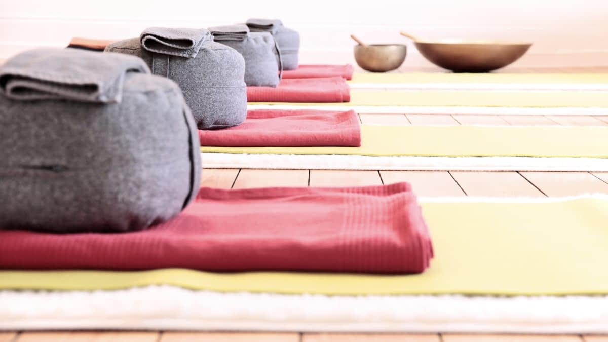 Meditationskissen und Decken