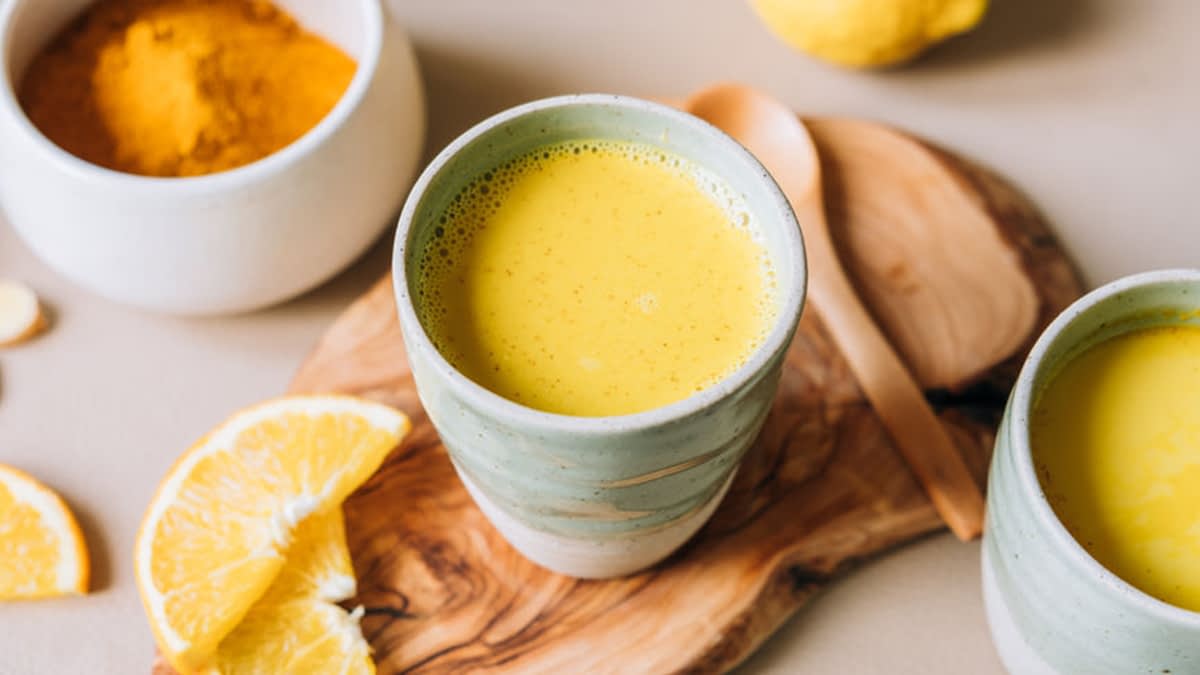 Kurkurma-Ingwer-Orangen-Smoothie