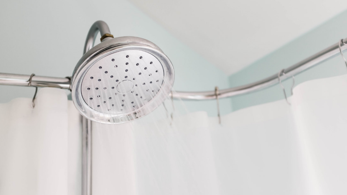 Duschkopf im barrierefreien Bad