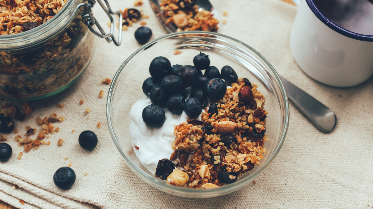 Selbstgemachtes Müsli: Honig-Mandel-Granola