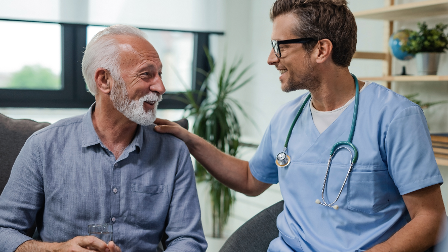 MS-Patient im Arztgespräch