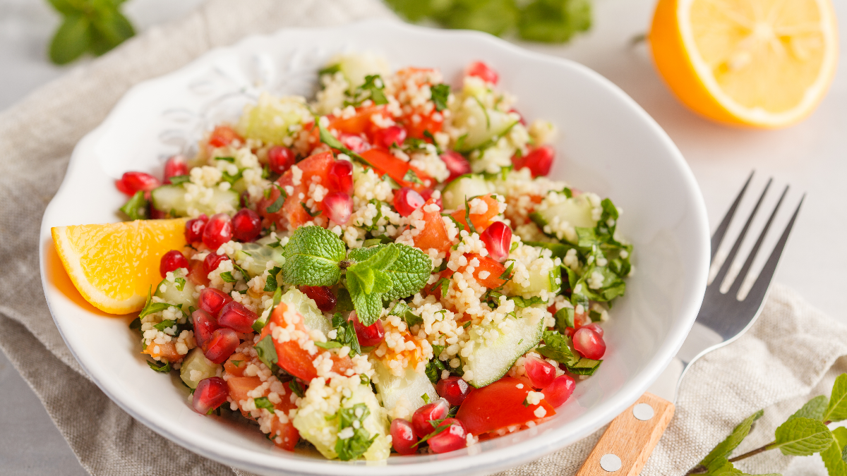 Orientalischer Couscous-Salat mit Minze