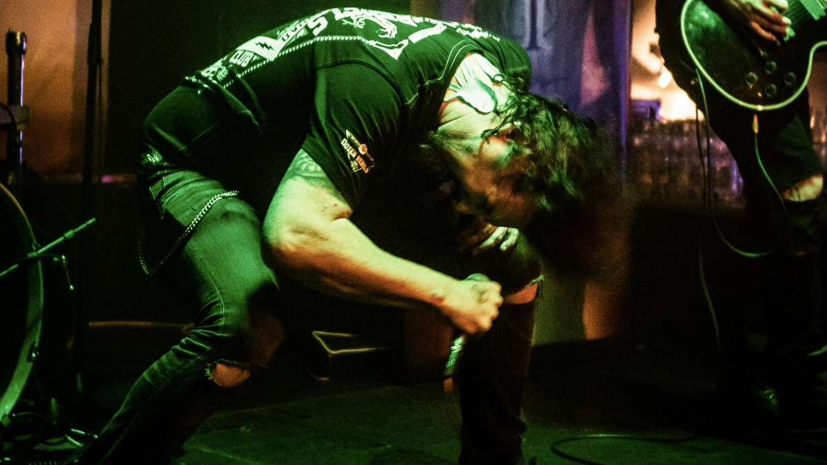 MS-Betroffener Alex auf der Bühne