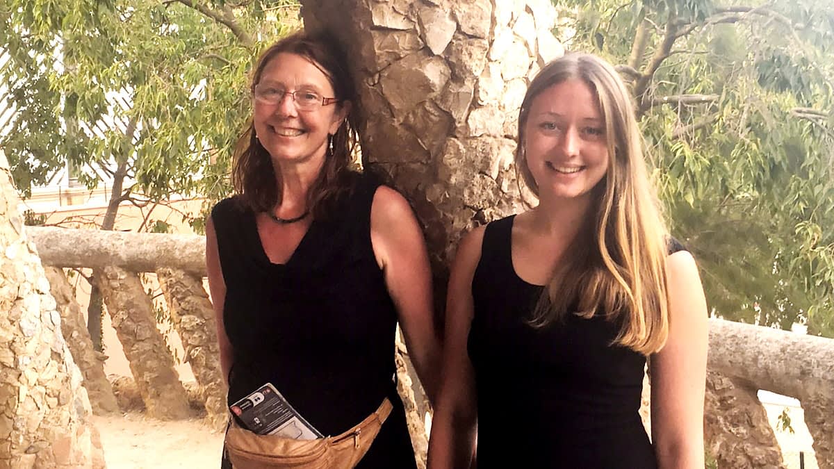 Heike und ihre Tochter in Barcelona