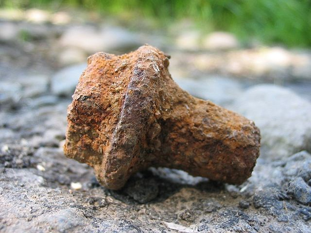 Óxidos metálicos tornillo oxidado StudySmarter