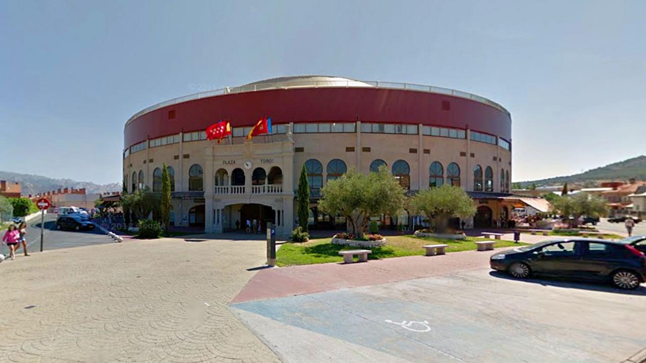 Plaza de toros cubierta de Moralzarzal