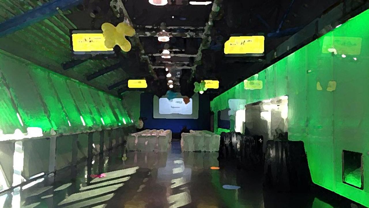 Truss Madrid (Palacio de los Deportes)