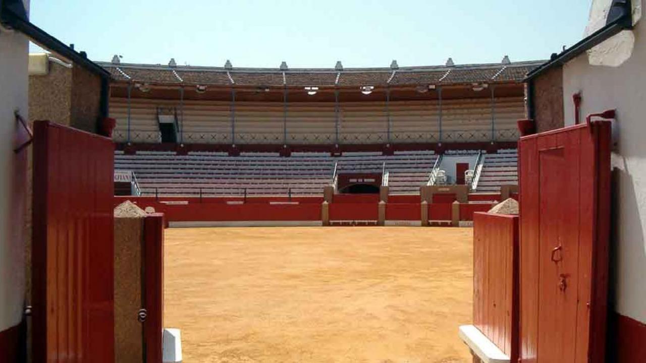 Plaza de Toros de Sanlúcar de Barrameda (Coso de El Pino)