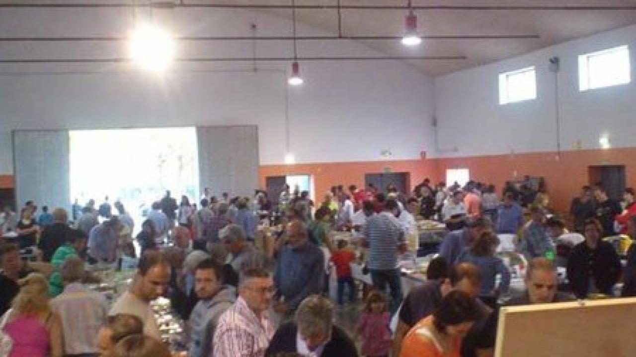 Pabellón Socio-Cultural de Caseta