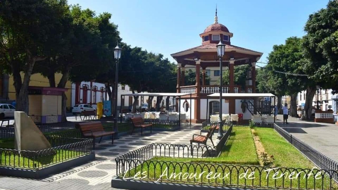 Plaza de la Luz Los Silos