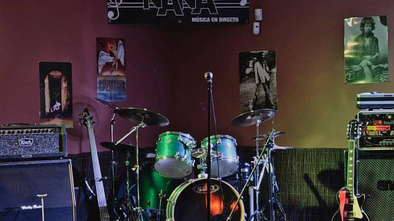 Locales de Ensayo, Bar y Sala La NANA