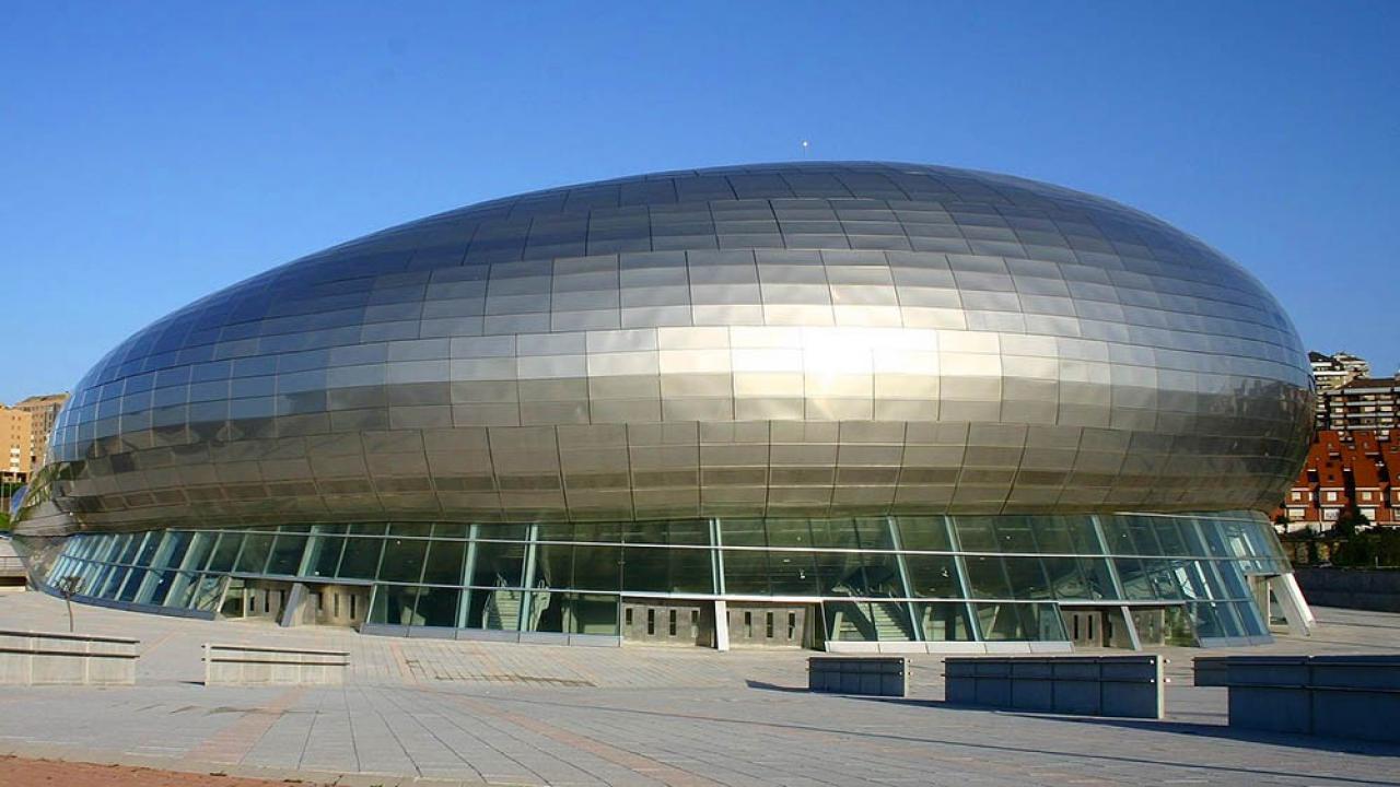 Palacio de los Deportes de Santander (La Ballena)