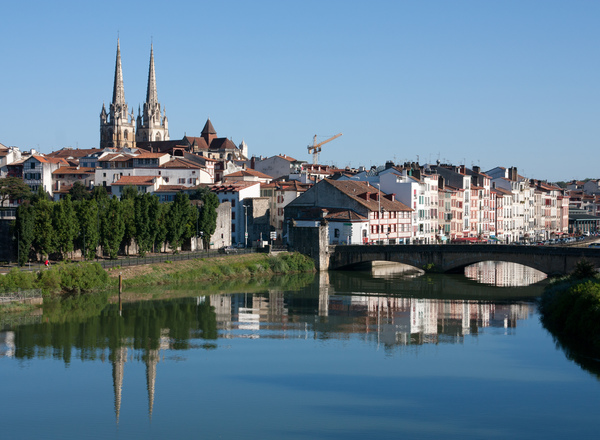 Bayonne