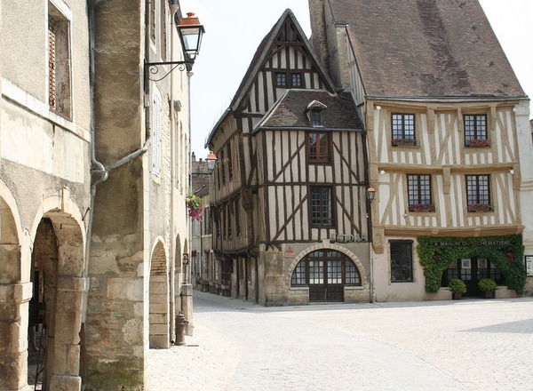 Troyes