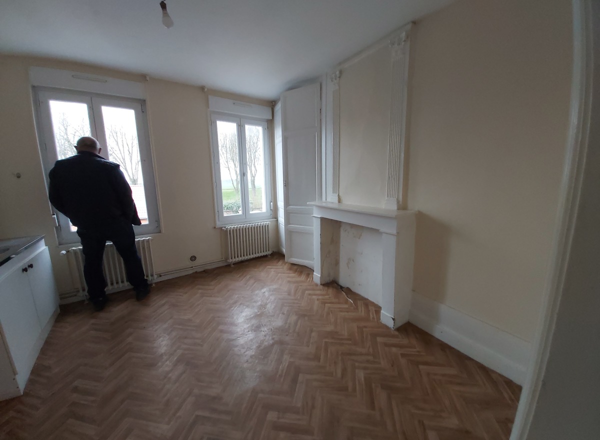 {@resource.title}, photo n° 4