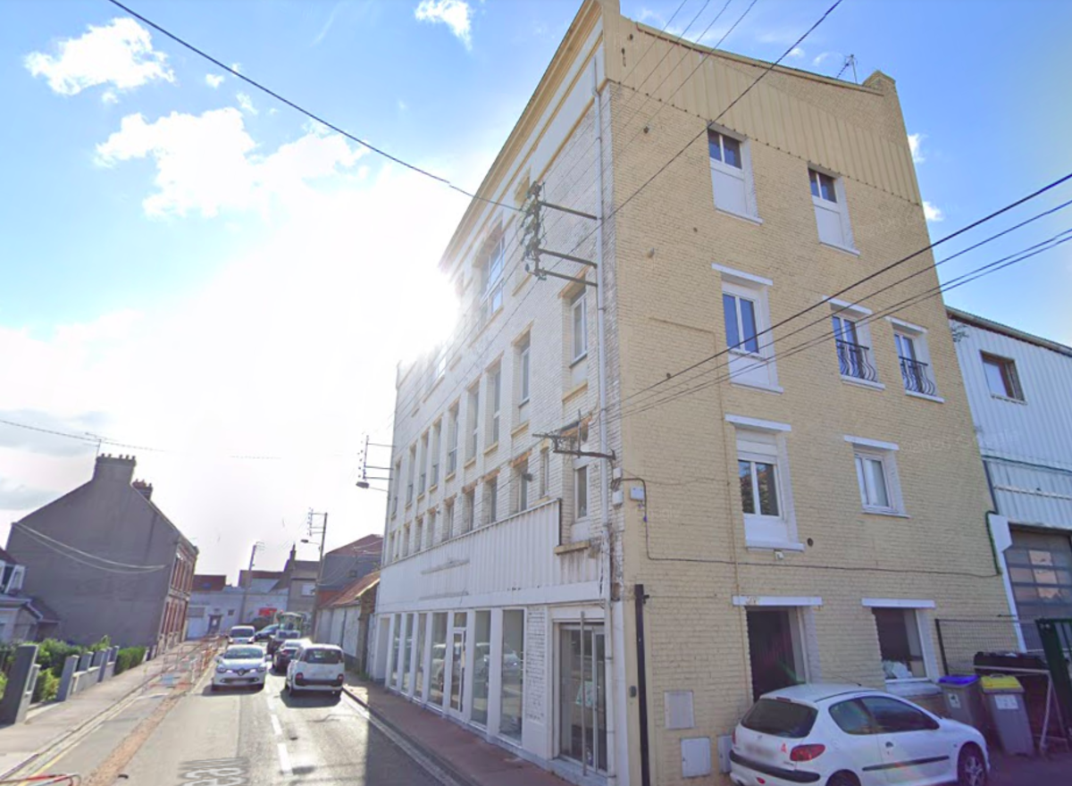 {@resource.title}, photo n° 1