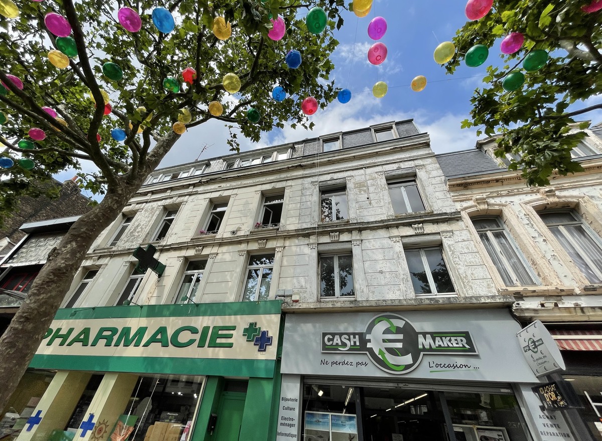 {@resource.title}, photo n° 1