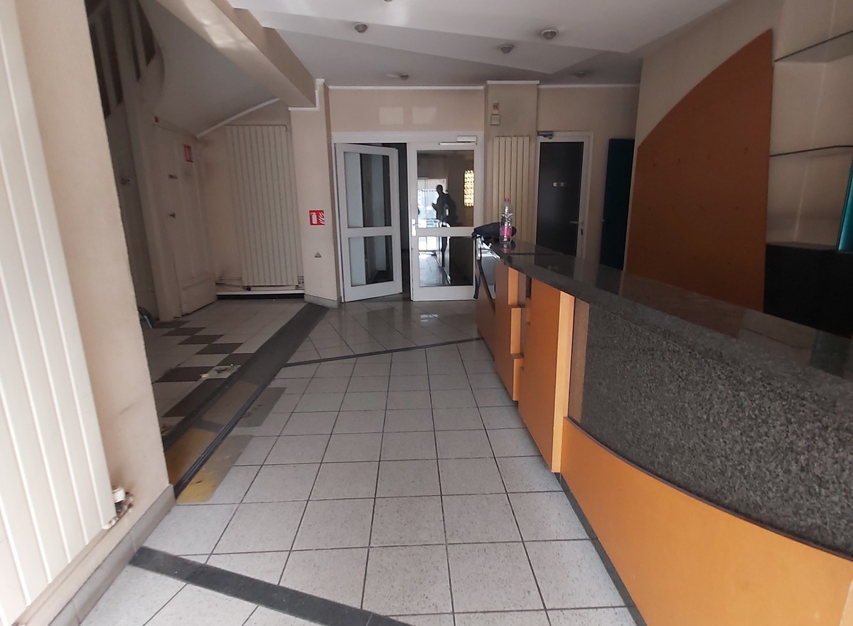 {@resource.title}, photo n° 7