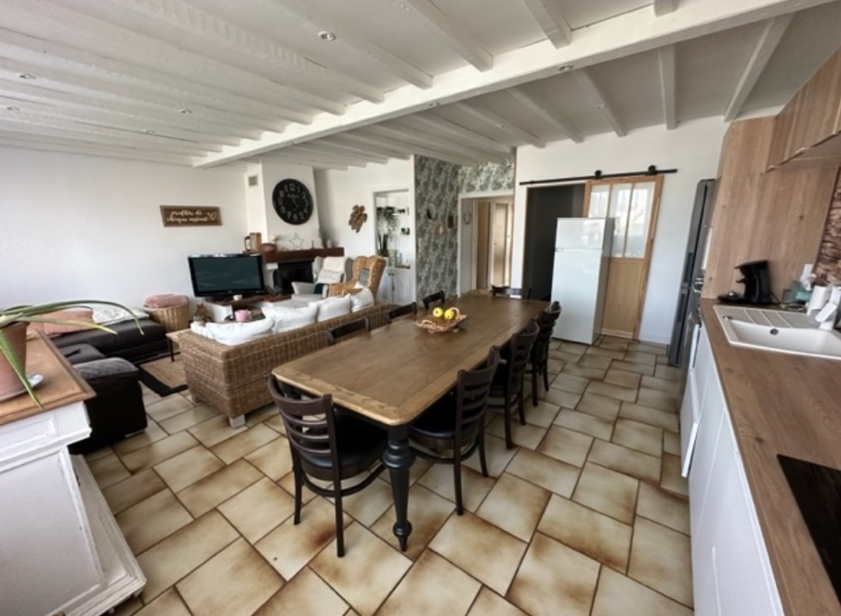 {@resource.title}, photo n° 3