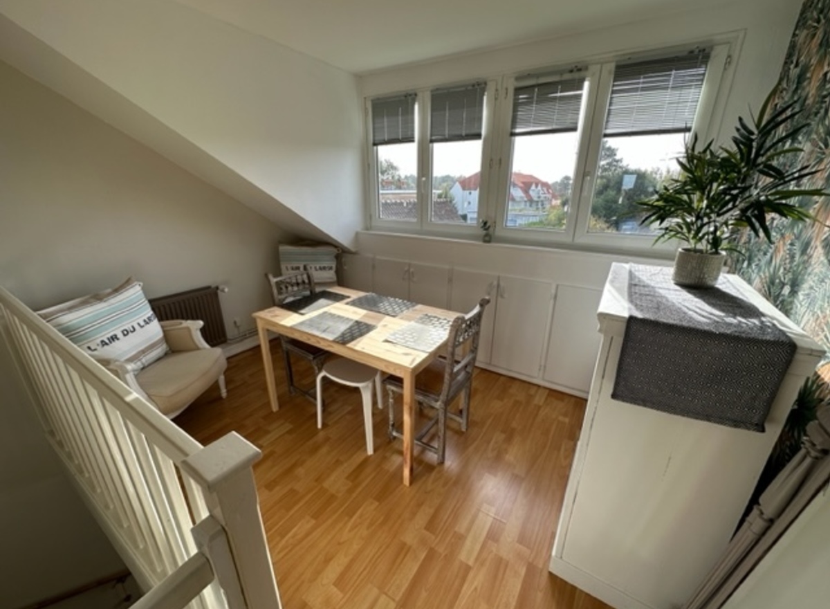 {@resource.title}, photo n° 6