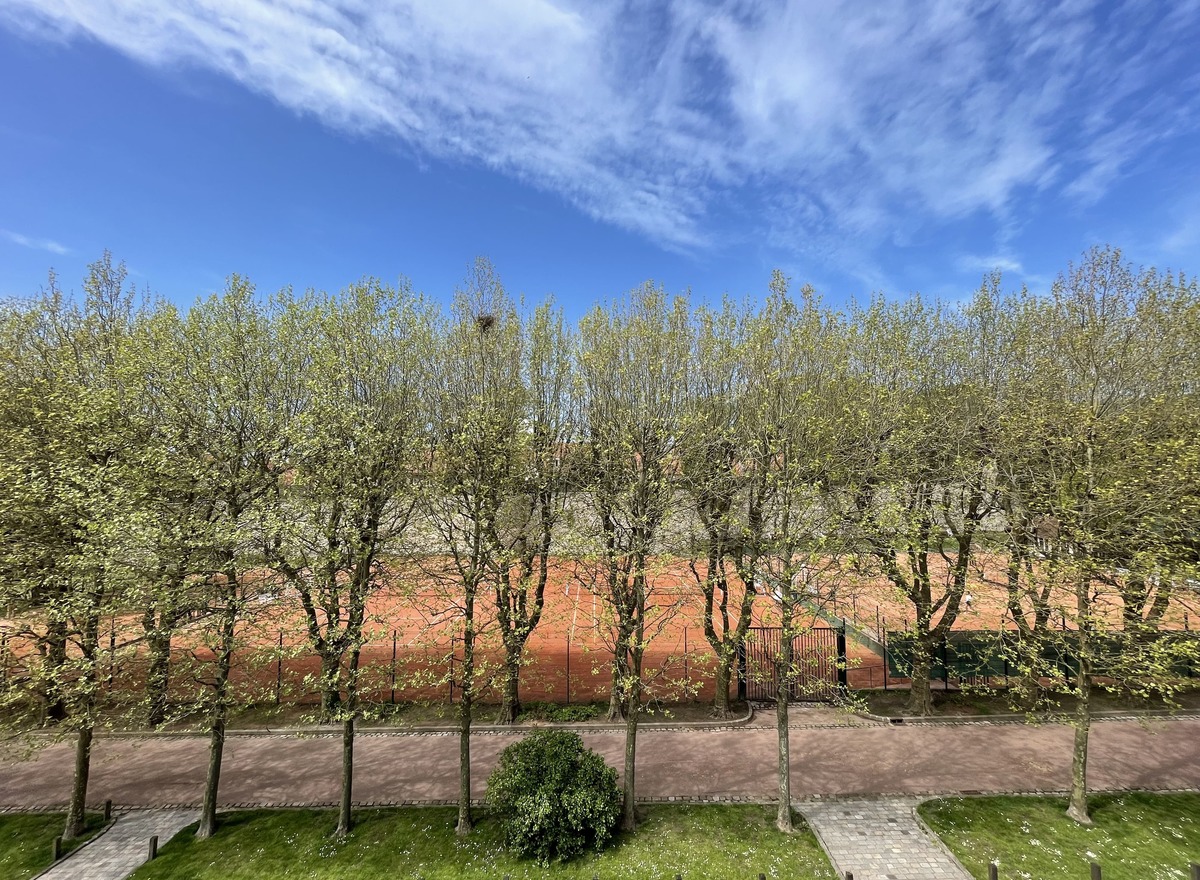 {@resource.title}, photo n° 6