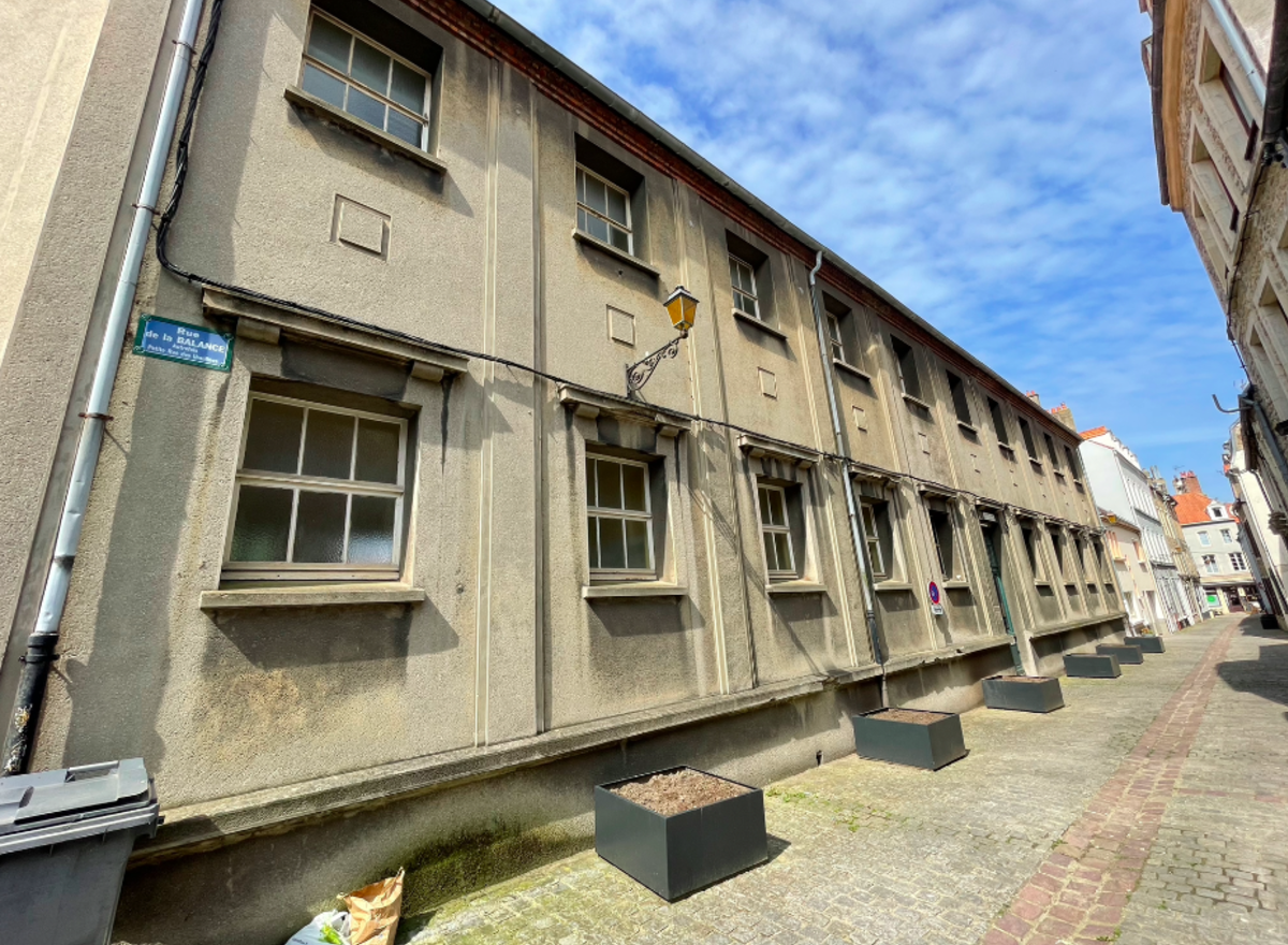 {@resource.title}, photo n° 2