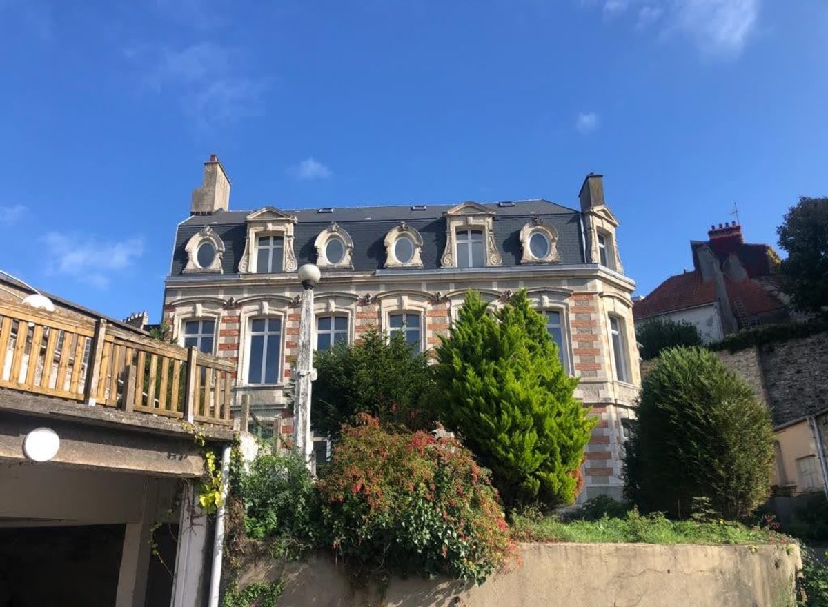 {@resource.title}, photo n° 2