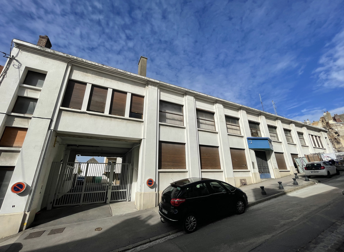 {@resource.title}, photo n° 2