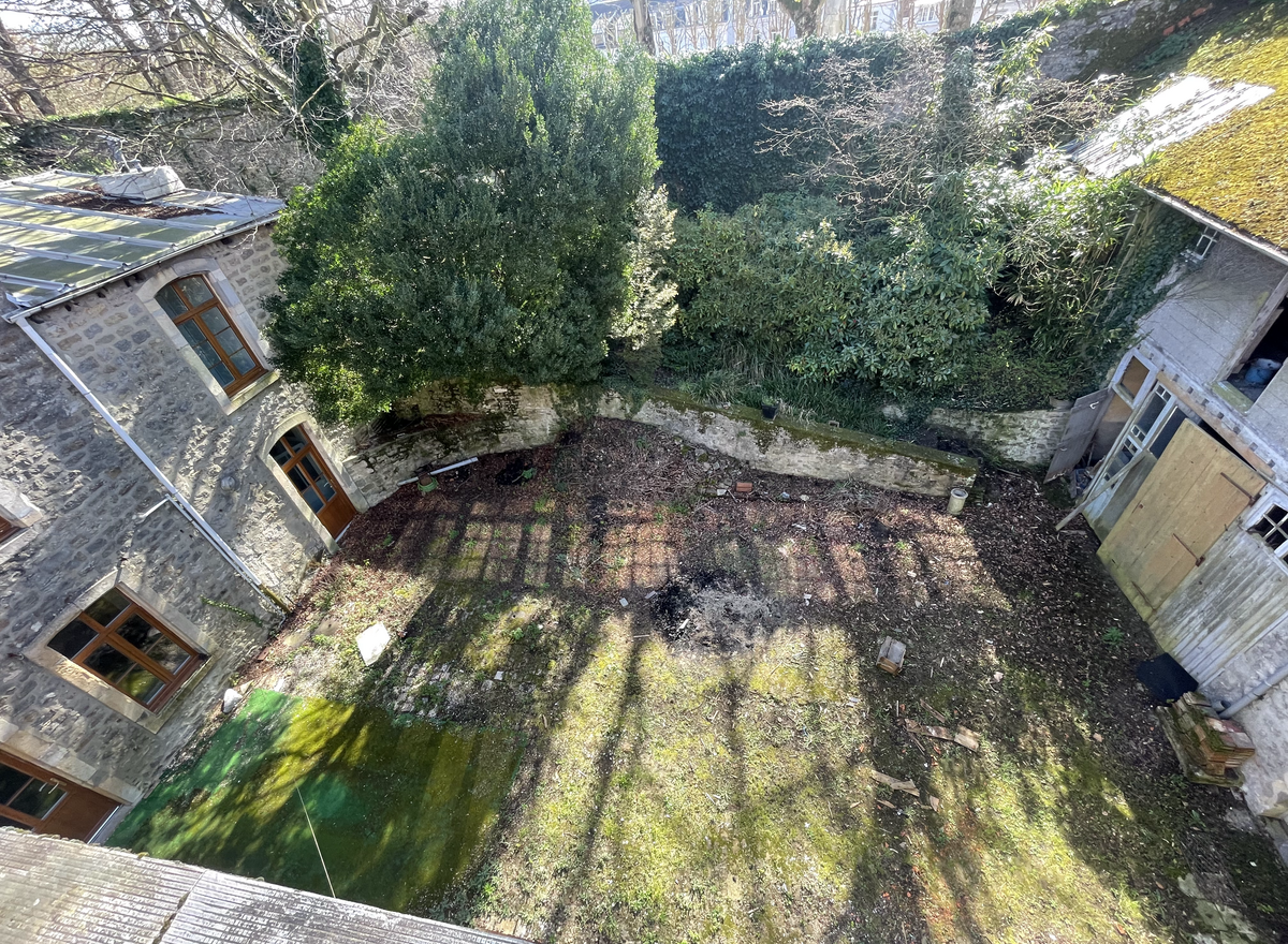 {@resource.title}, photo n° 7