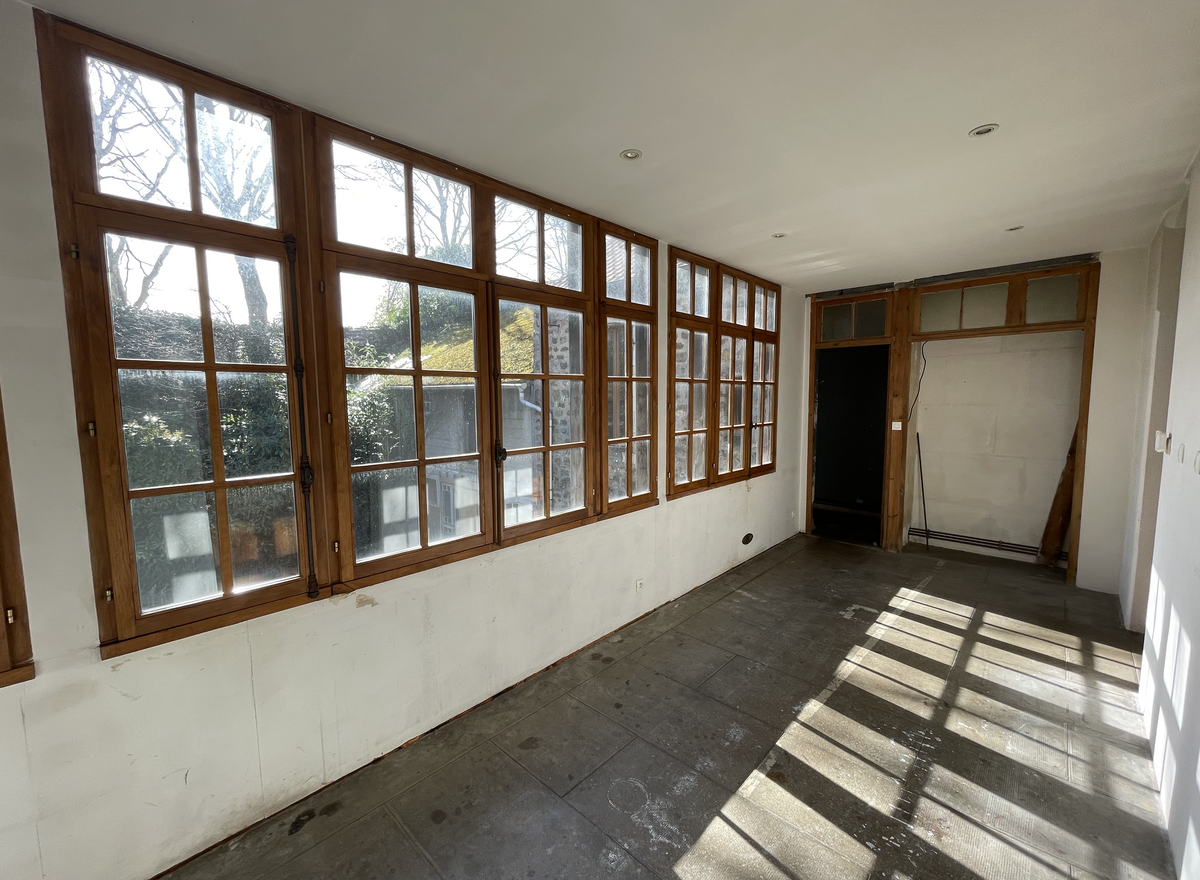 {@resource.title}, photo n° 8