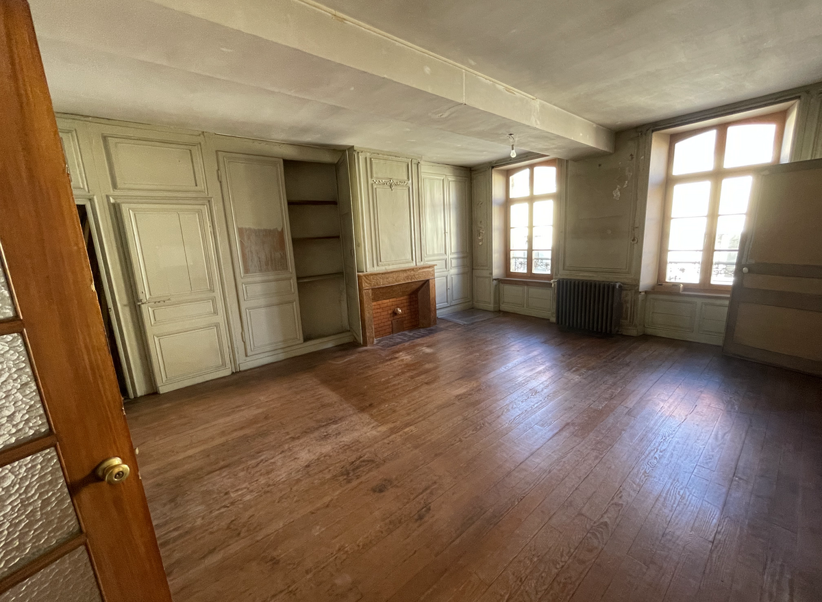 {@resource.title}, photo n° 9